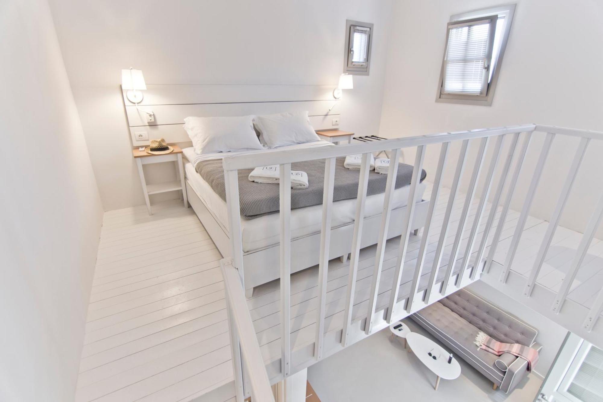 Lindos Comfy Suites エクステリア 写真
